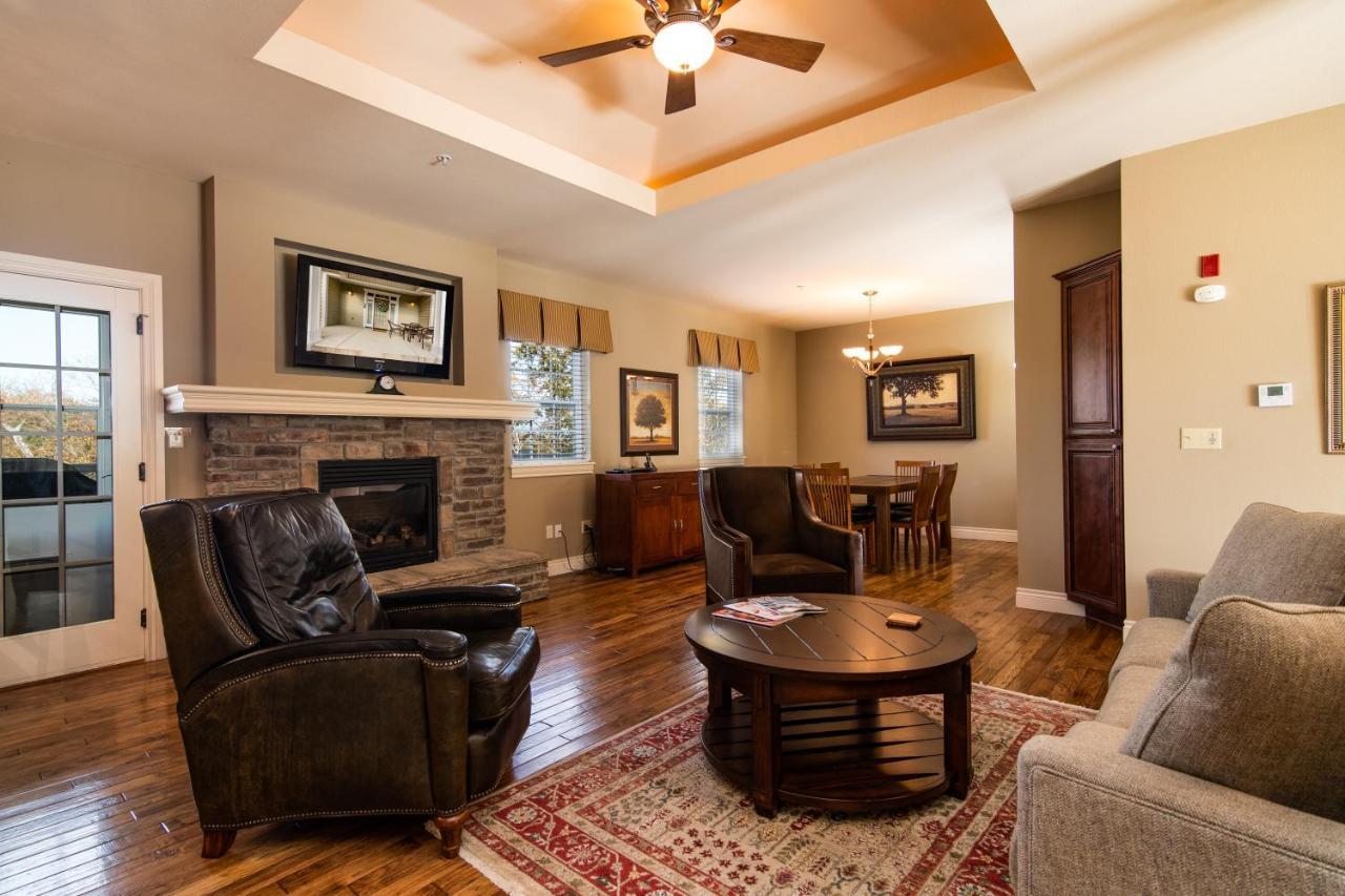 Two Bedroom Villa In The Heart Of Branson! Exterior photo