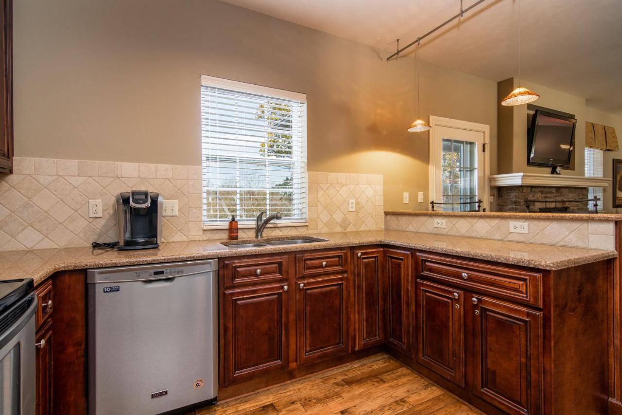 Two Bedroom Villa In The Heart Of Branson! Exterior photo